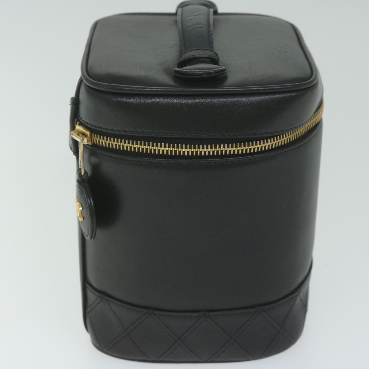 CHANEL Vanity Cosmetic Pouch Leather Black CC bs10975