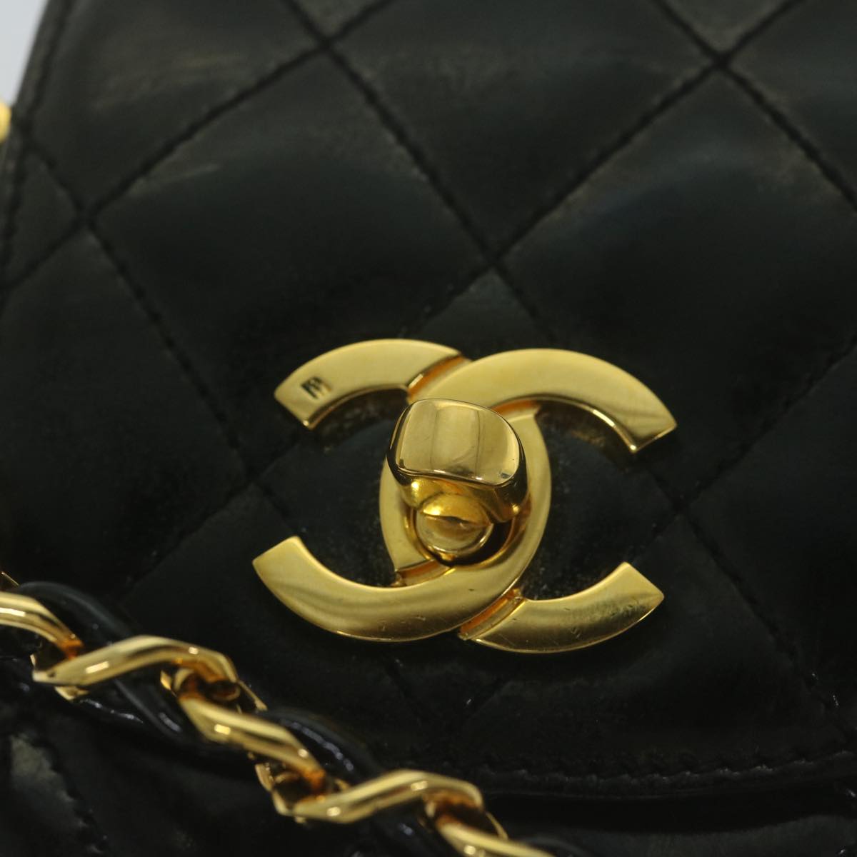 CHANEL Matelasse Chain Shoulder Bag Patent leather Black CC bs11765