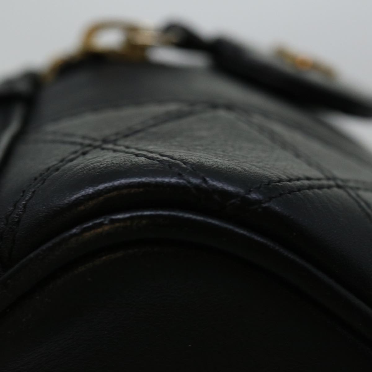 CHANEL Bicolole Vanity Cosmetic Pouch Leather Black CC bs13181