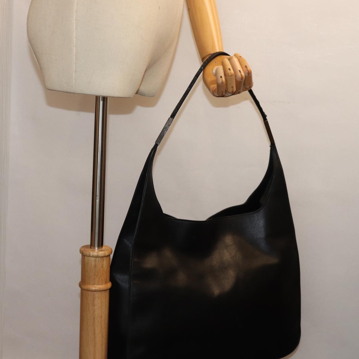 GUCCI Shoulder Bag Leather Black 001 3192 002113 bs14435