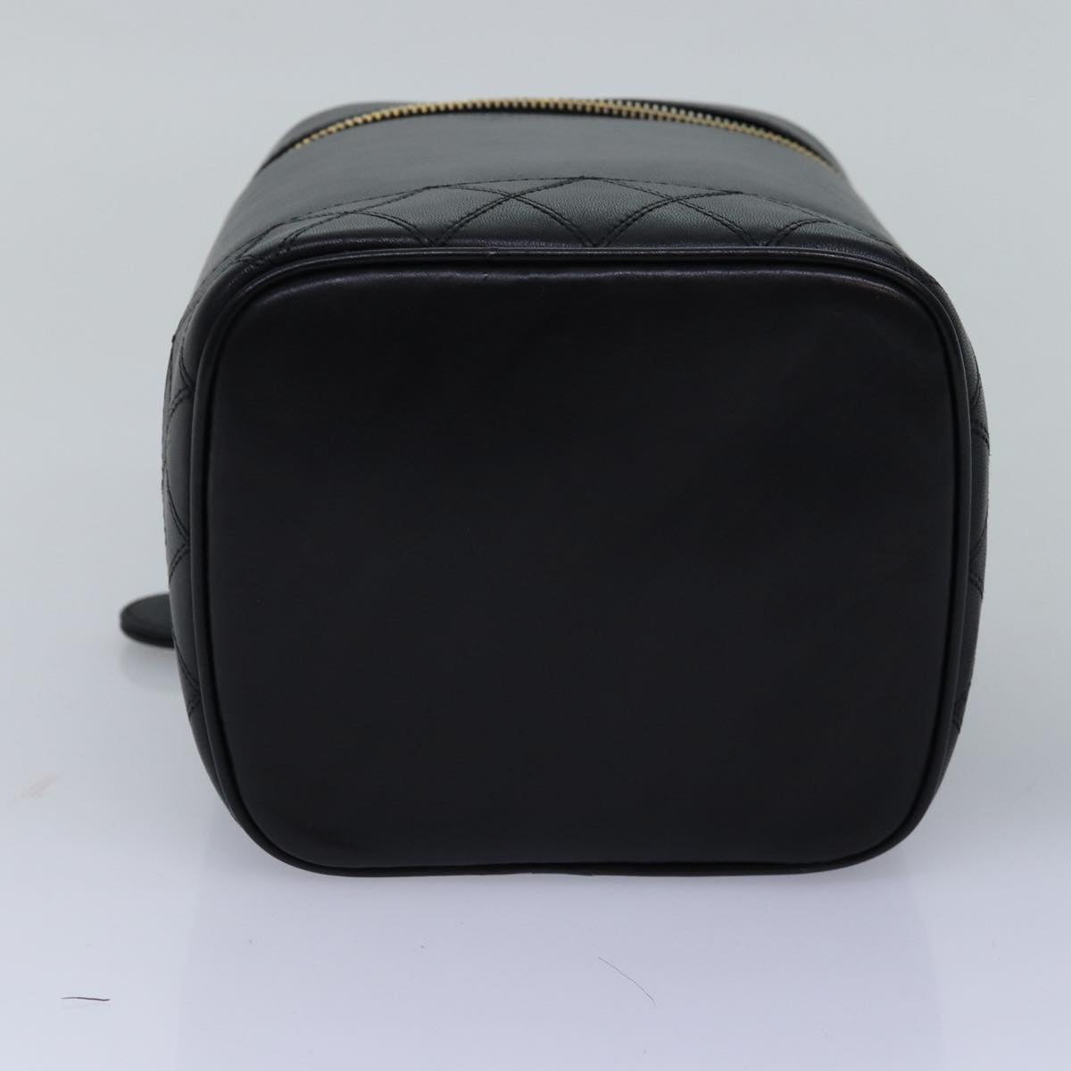 CHANEL Bicolole Vanity Cosmetic Pouch Leather Black CC bs14989