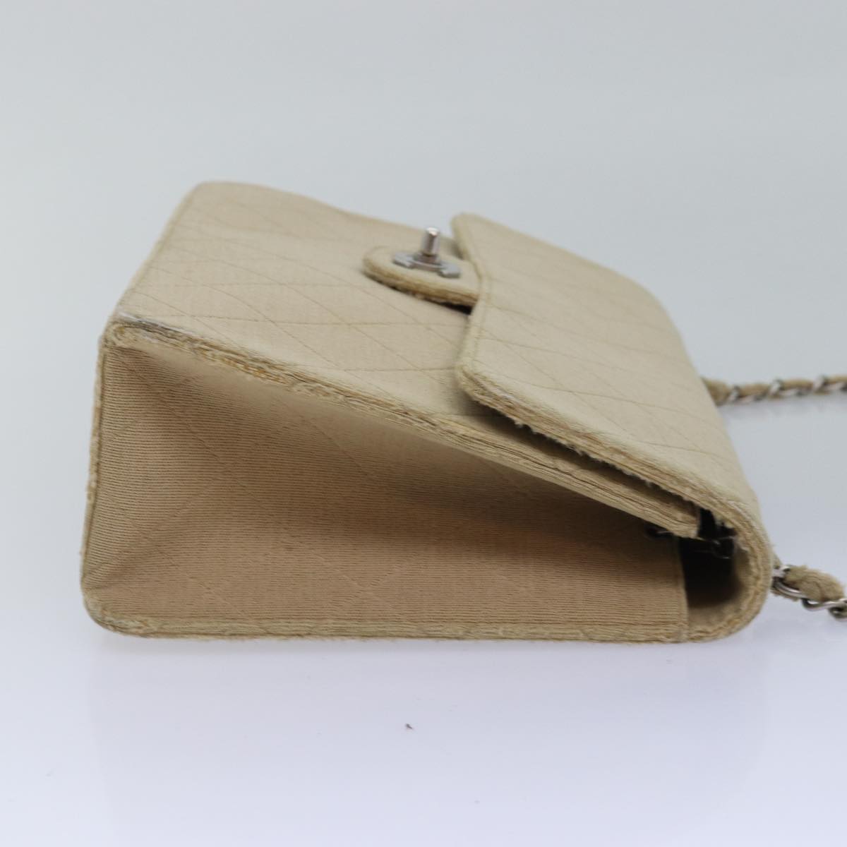 CHANEL Matelasse Turn Lock Chain Shoulder Bag Cotton Beige CC bs15107