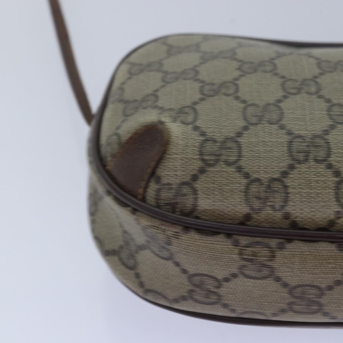 GUCCI GG Supreme Shoulder Bag PVC Leather Beige 156 02 066 bs15442