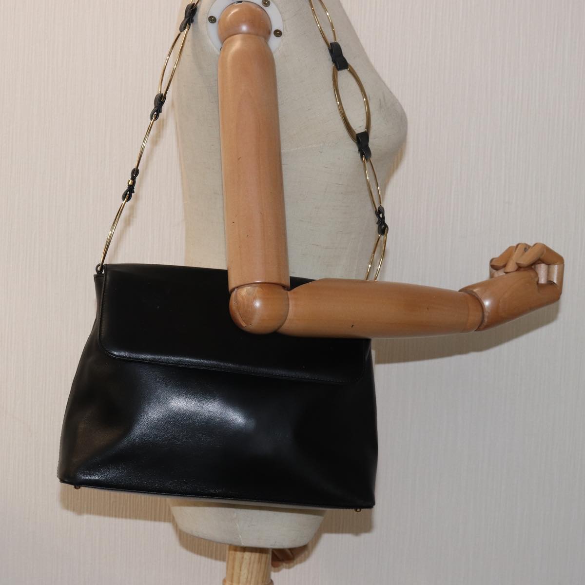 GUCCI Shoulder Bag Leather Black 001 3444 1804 bs15454