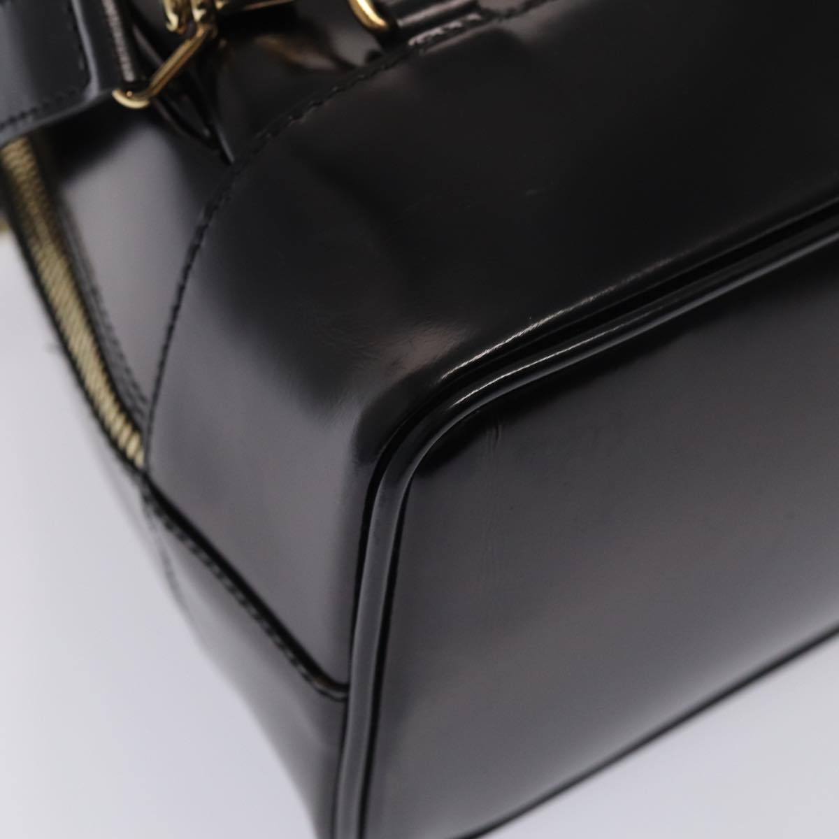 GUCCI Body Bag Enamel Black 003 2113 0027 bs15880