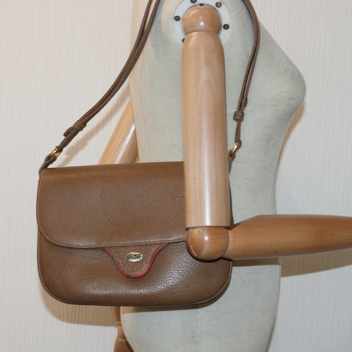 GUCCI Shoulder Bag Leather Brown 72 02 104 bs16069