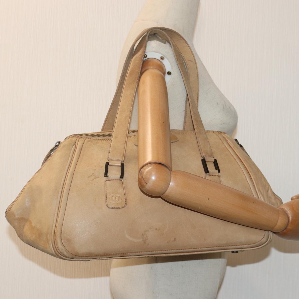 CHANEL Hand Bag Leather Beige CC bs17225