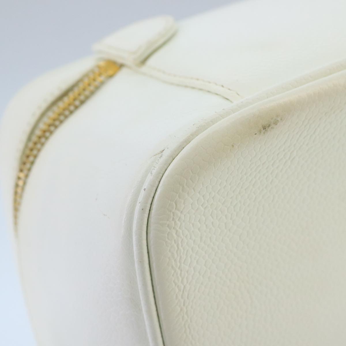 CHANEL COCO Mark Vanity Pouch Caviar Skin White Gold CC bs19425
