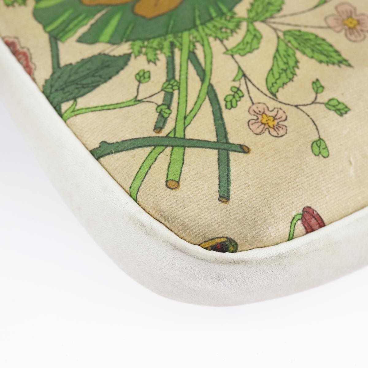 GUCCI Flora Clutch Bag Canvas Multicolor Gold 004 87 0142 bs19633