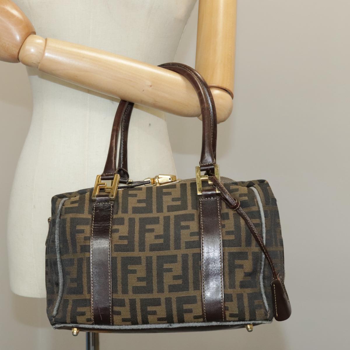 FENDI Zucca Canvas Hand Bag Brown Black Gold bs19936