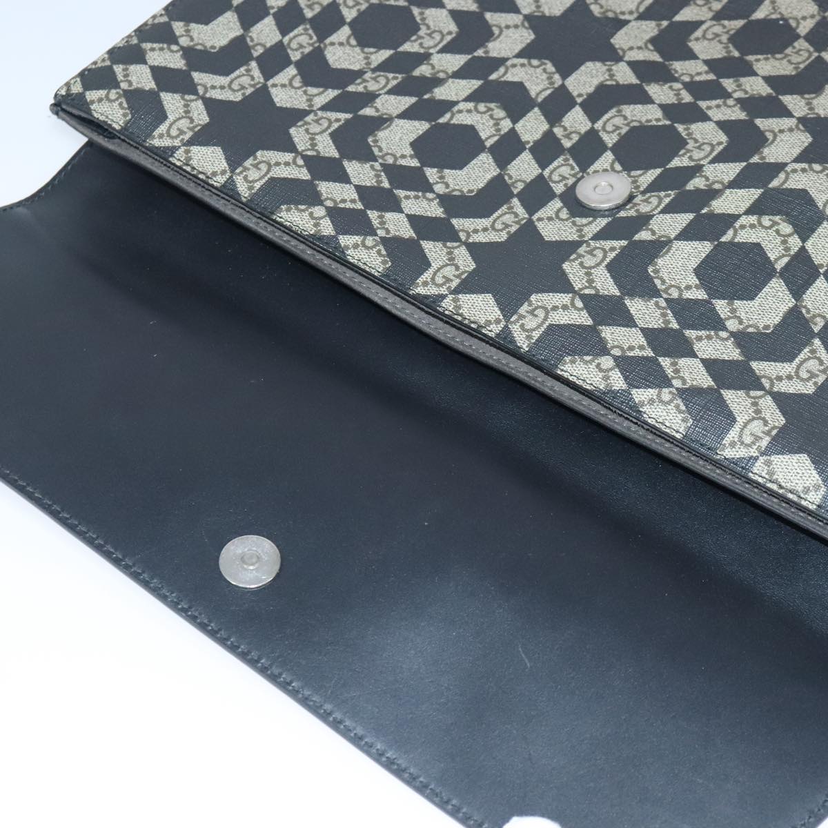 GUCCI GG Supreme Caleido Clutch Bag PVC Beige Silver 406725 bs20347