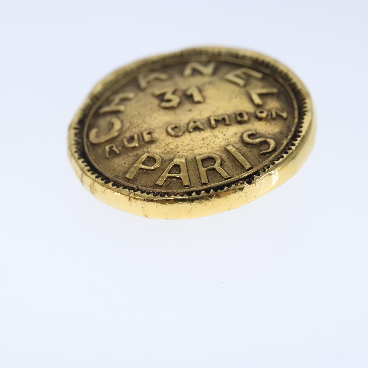 CHANEL Earring metal Gold CC bs20397