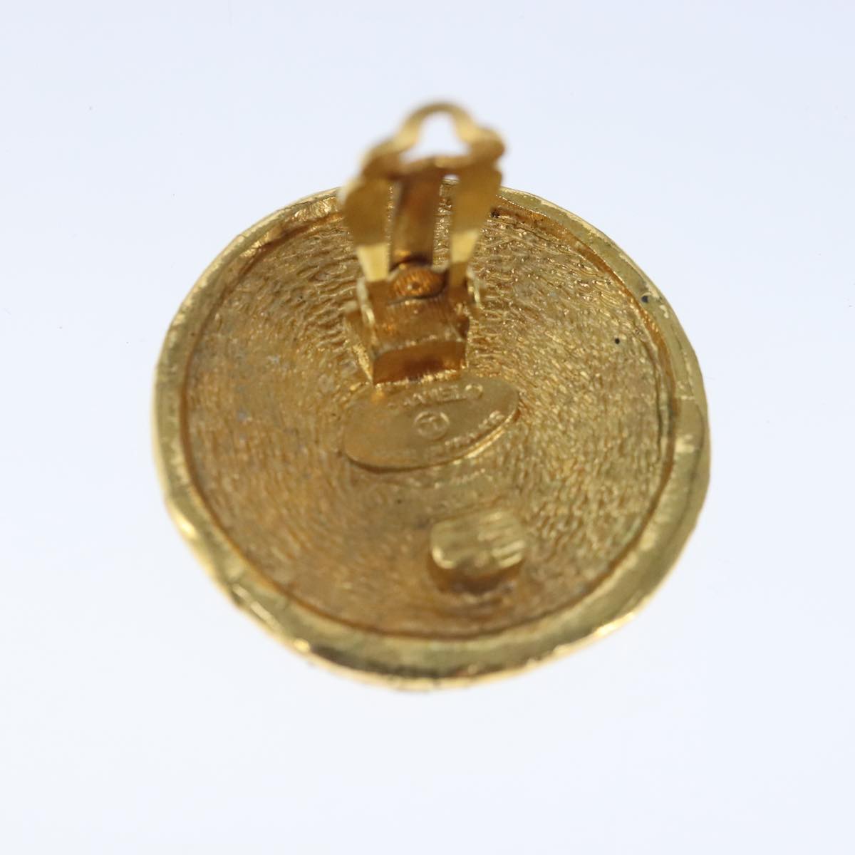 CHANEL Earring metal Gold CC bs20397