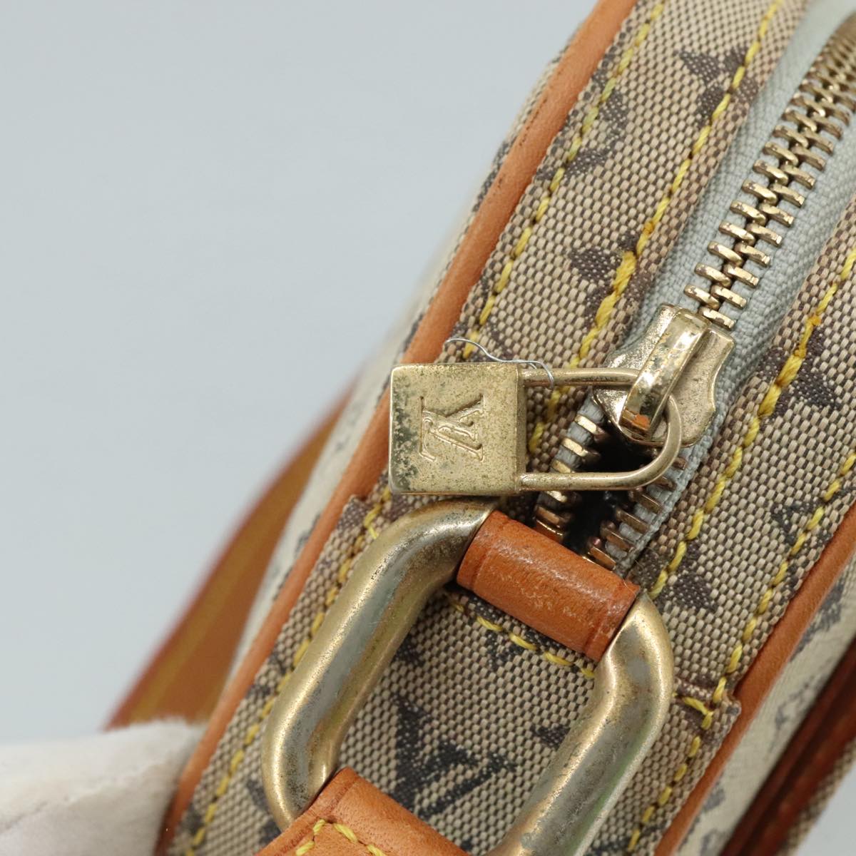 LOUIS VUITTON Monogram Mini Juliet MM Shoulder Bag Blue M92004 LV bs20797