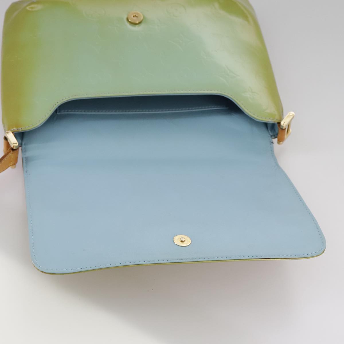 LOUIS VUITTON Monogram Vernis Thompson Street Bag Baby Blue M91009 bs20859
