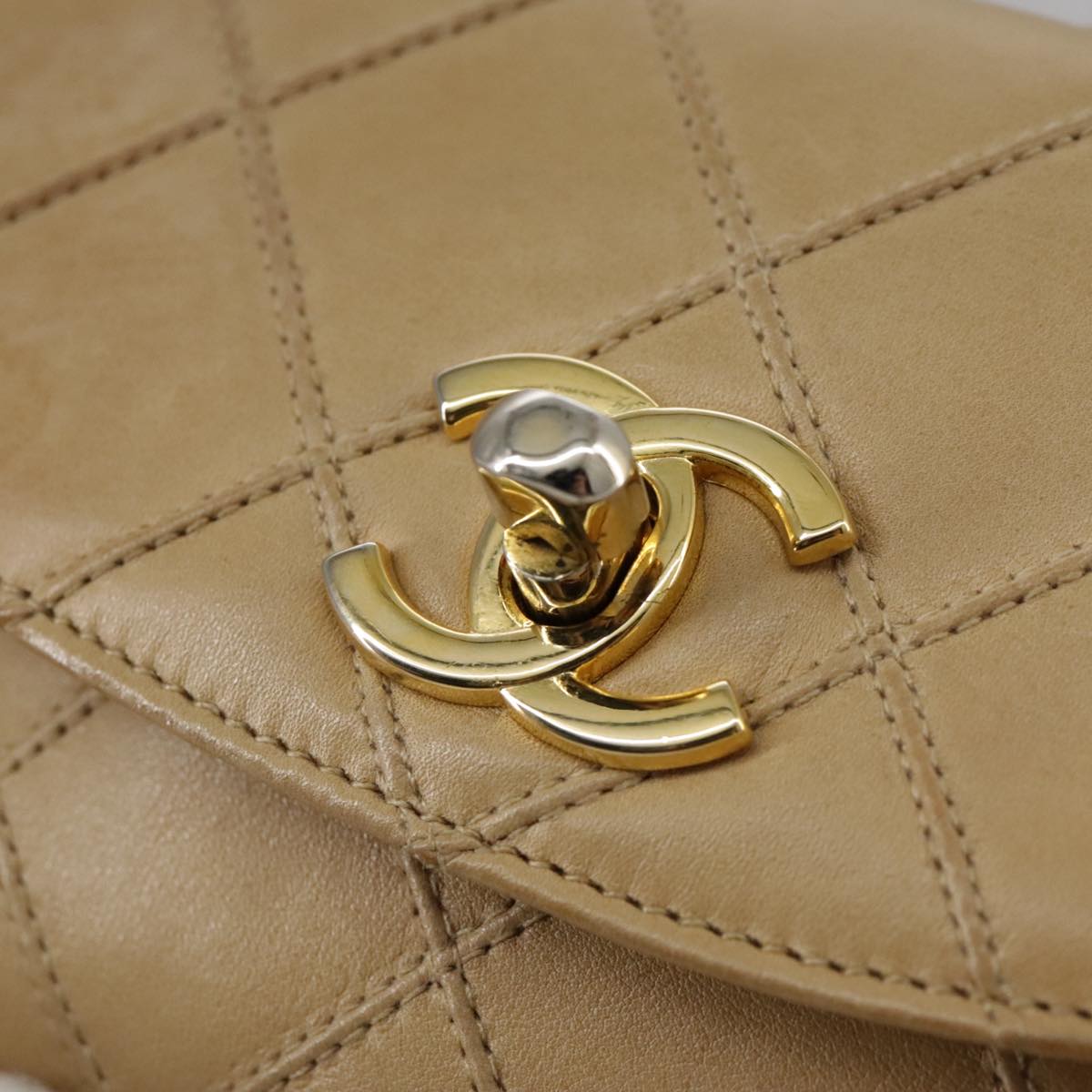 CHANEL Bicolore Waist bag Lamb Skin Beige Gold CC bs21018