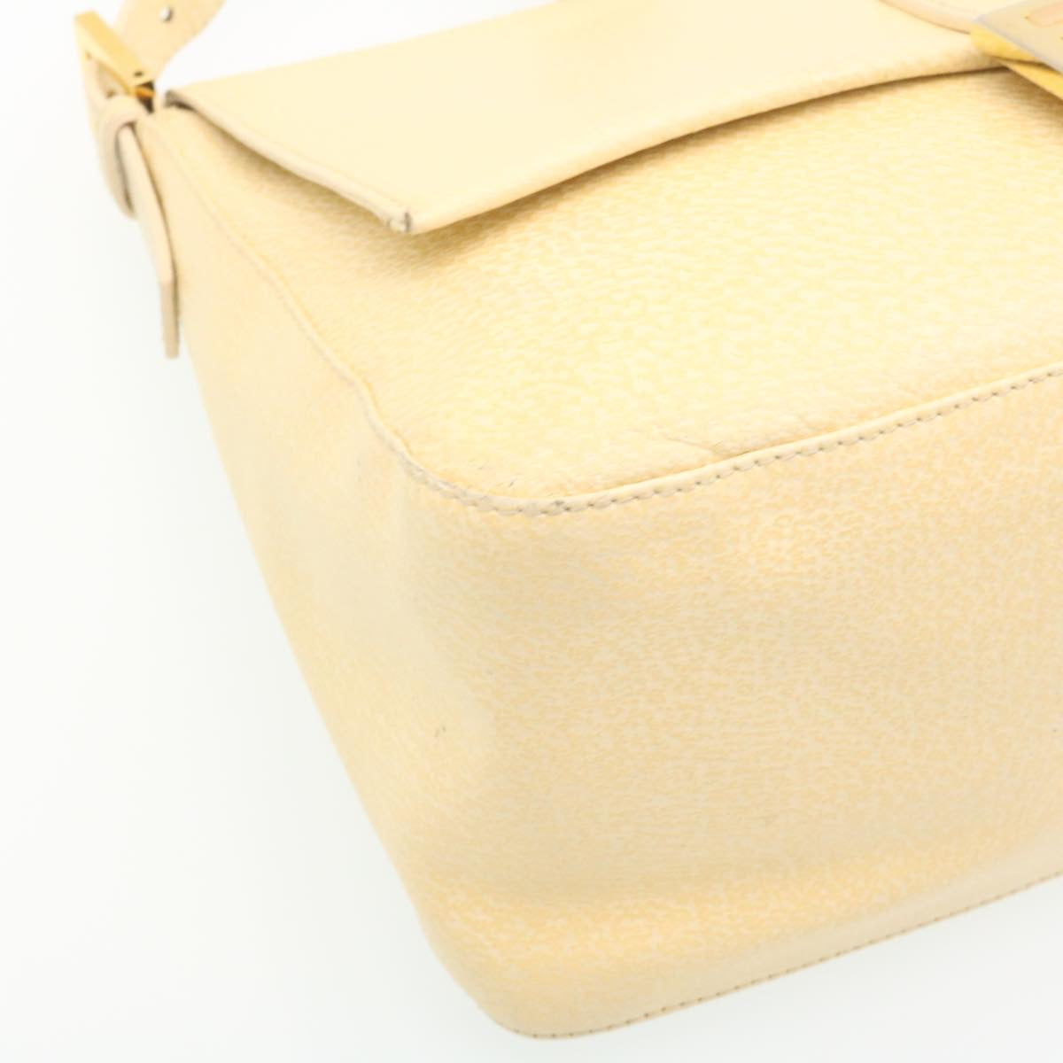 FENDI Mamma Baguette Shoulder Bag Leather Cream bs441