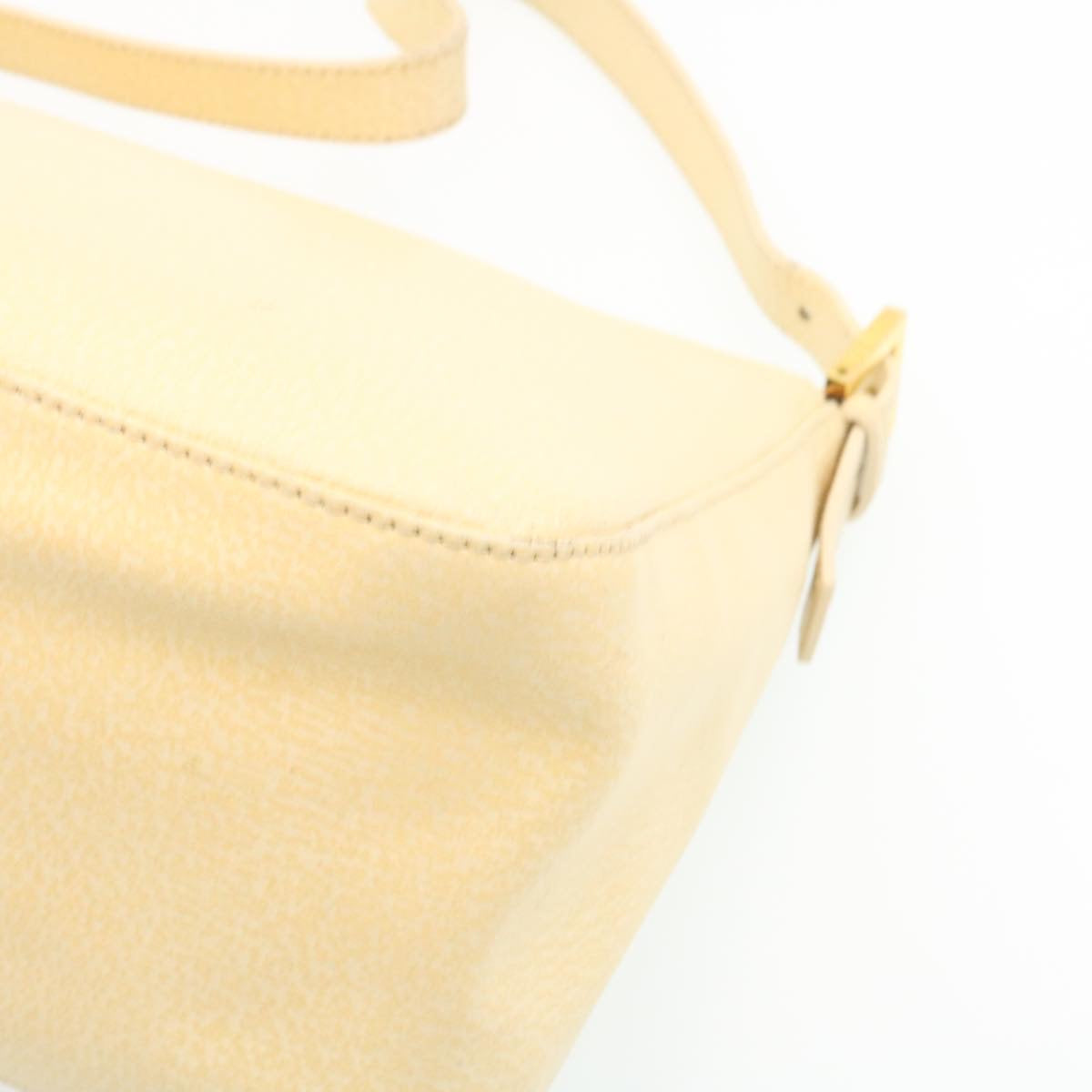 FENDI Mamma Baguette Shoulder Bag Leather Cream bs441