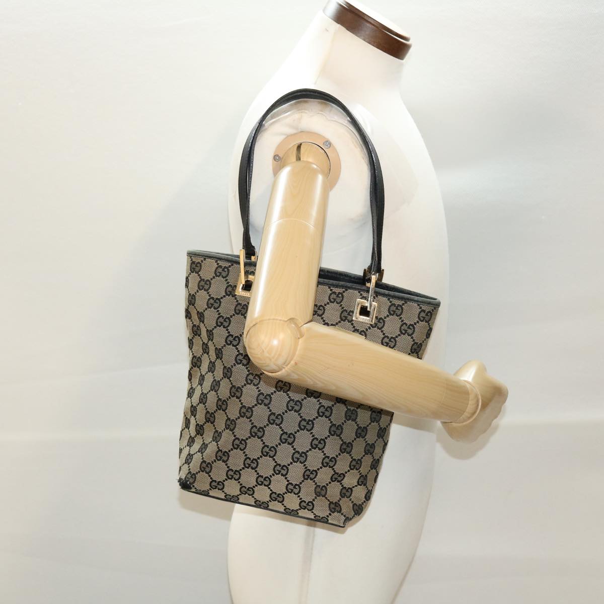 GUCCI GG Canvas Tote Bag Beige bs5659
