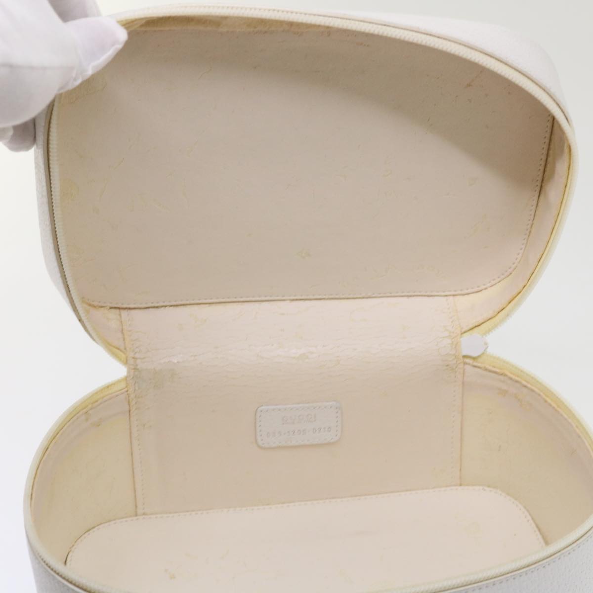 GUCCI Vanity Cosmetic Pouch Leather White 039•1705•0710 bs6557