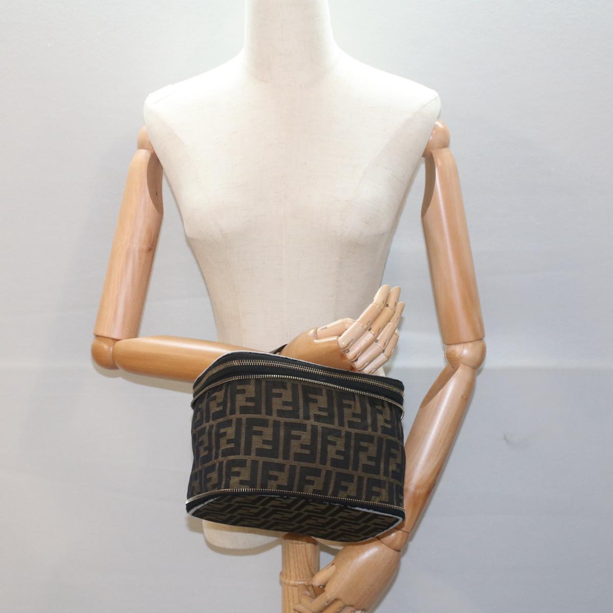 FENDI Zucca Canvas Vanity Cosmetic Pouch Black Brown bs7906
