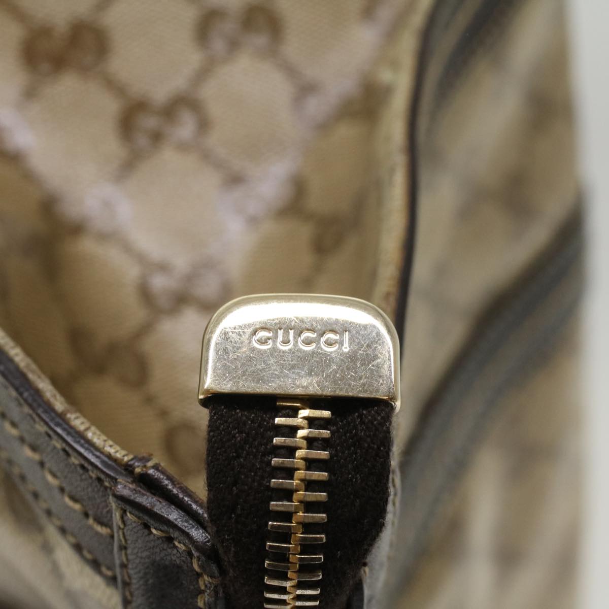 GUCCI GG Crystal Shoulder Bag Leather Beige 181490 bs7916