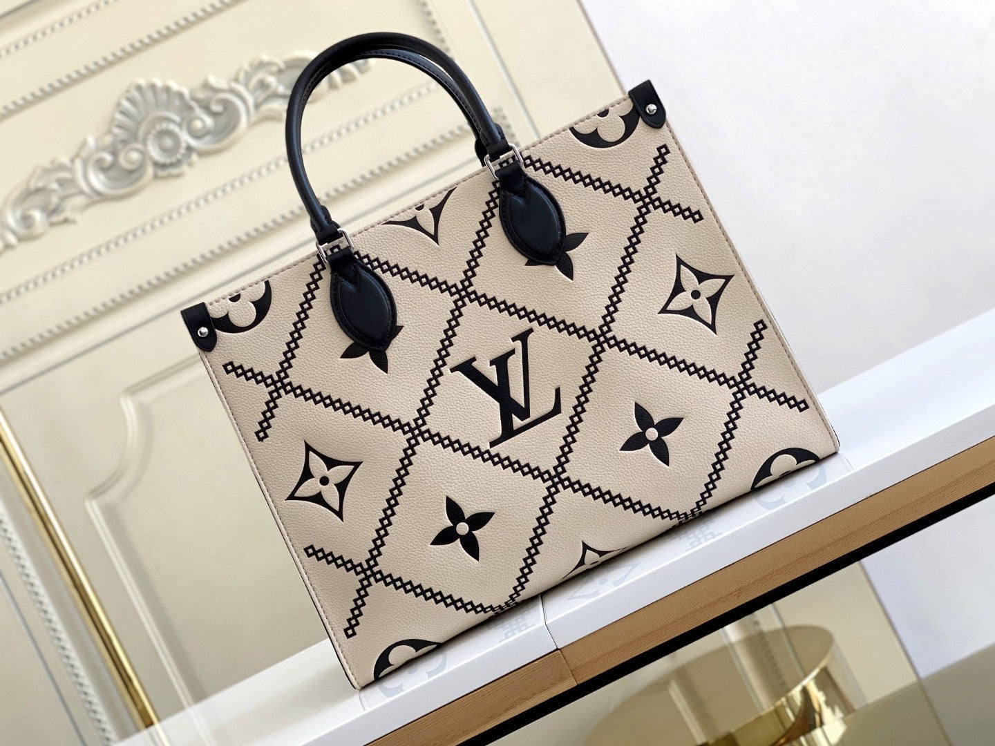 LV Onthego MM Tote Bag Monogram Empreinte CrÃƒÂ¨me Beige For Women, Women Handbags, Shoulder Bags And Crossbody Bags 13.8in/35cm LV M46016