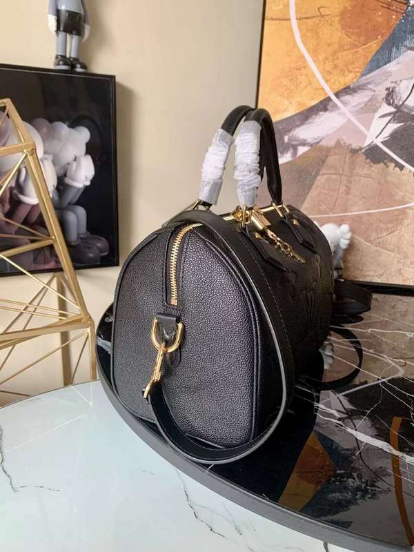 LOV2 Bags - Luxurious Bags  1103