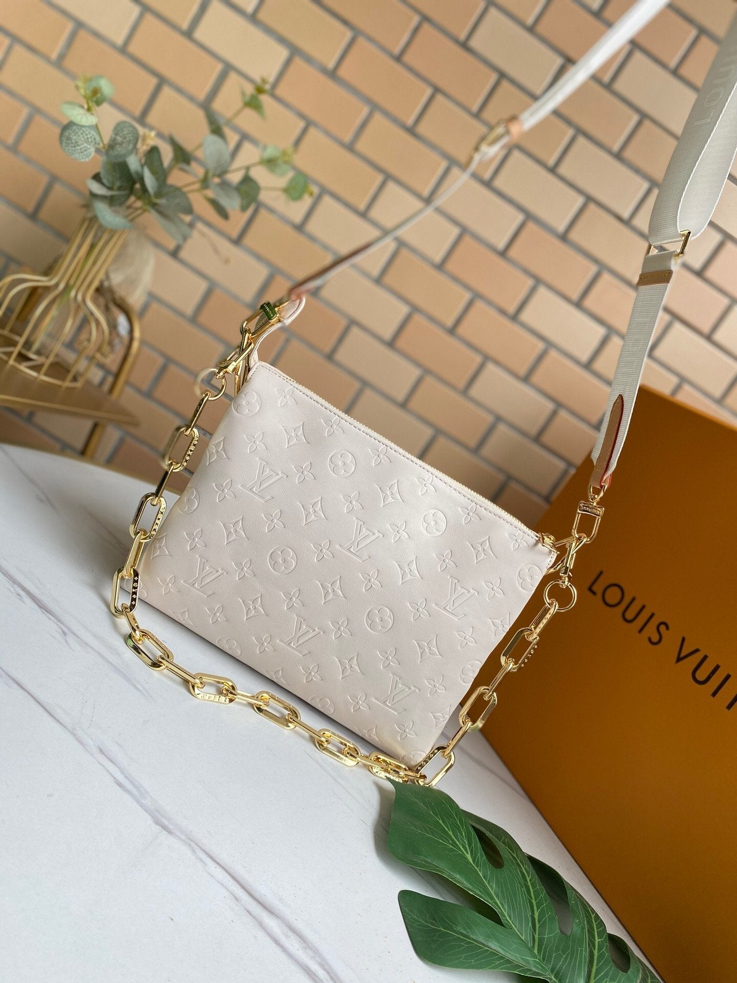 EN - New Arrival Bags LUV 133