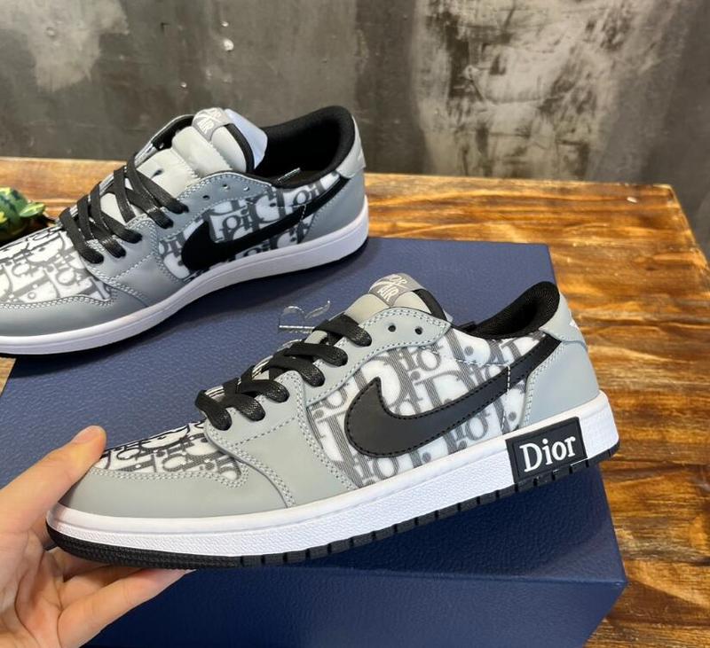 SAMC - NKE Shoes - 463