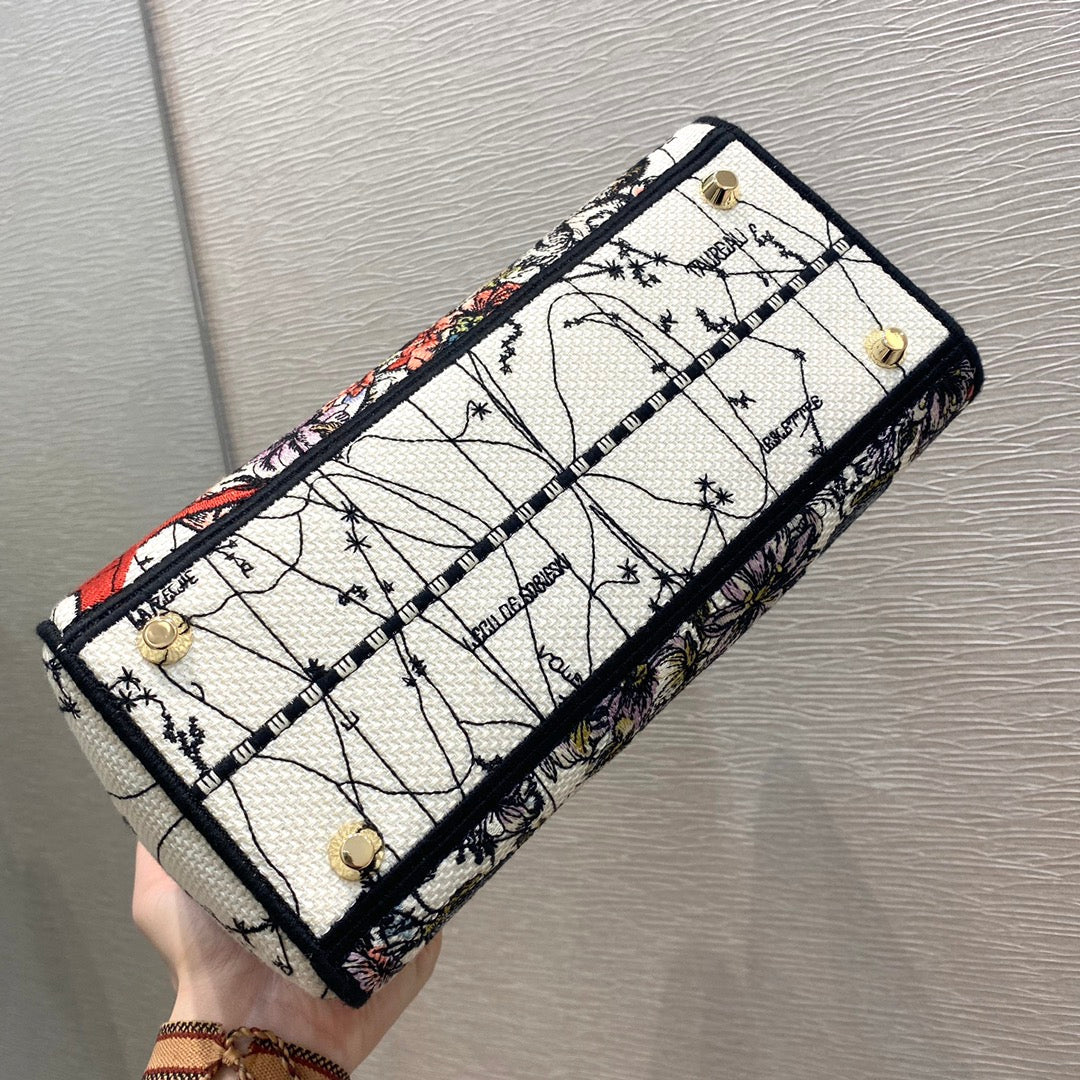 GLAMI MeGLAMIum Lady D-Lite Bag Latte Multicolor Constellation Embroidery, Latte Handbags, Crossbody Bags, 24cm CD M0565ORHP_M941