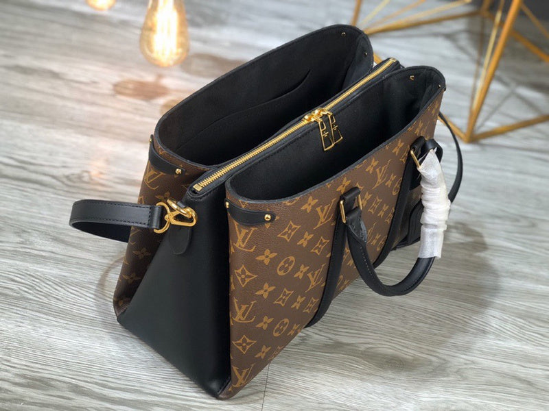 LOV2 Bags - Luxurious Bags  1063