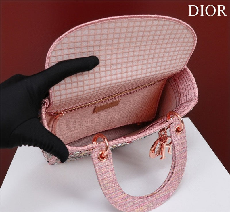 Glami Fashion - DIR Bags - 2015