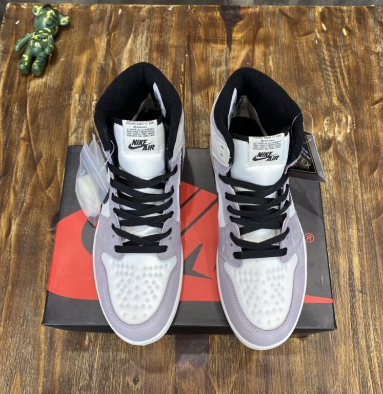 SAMC - NKE Shoes - 1002