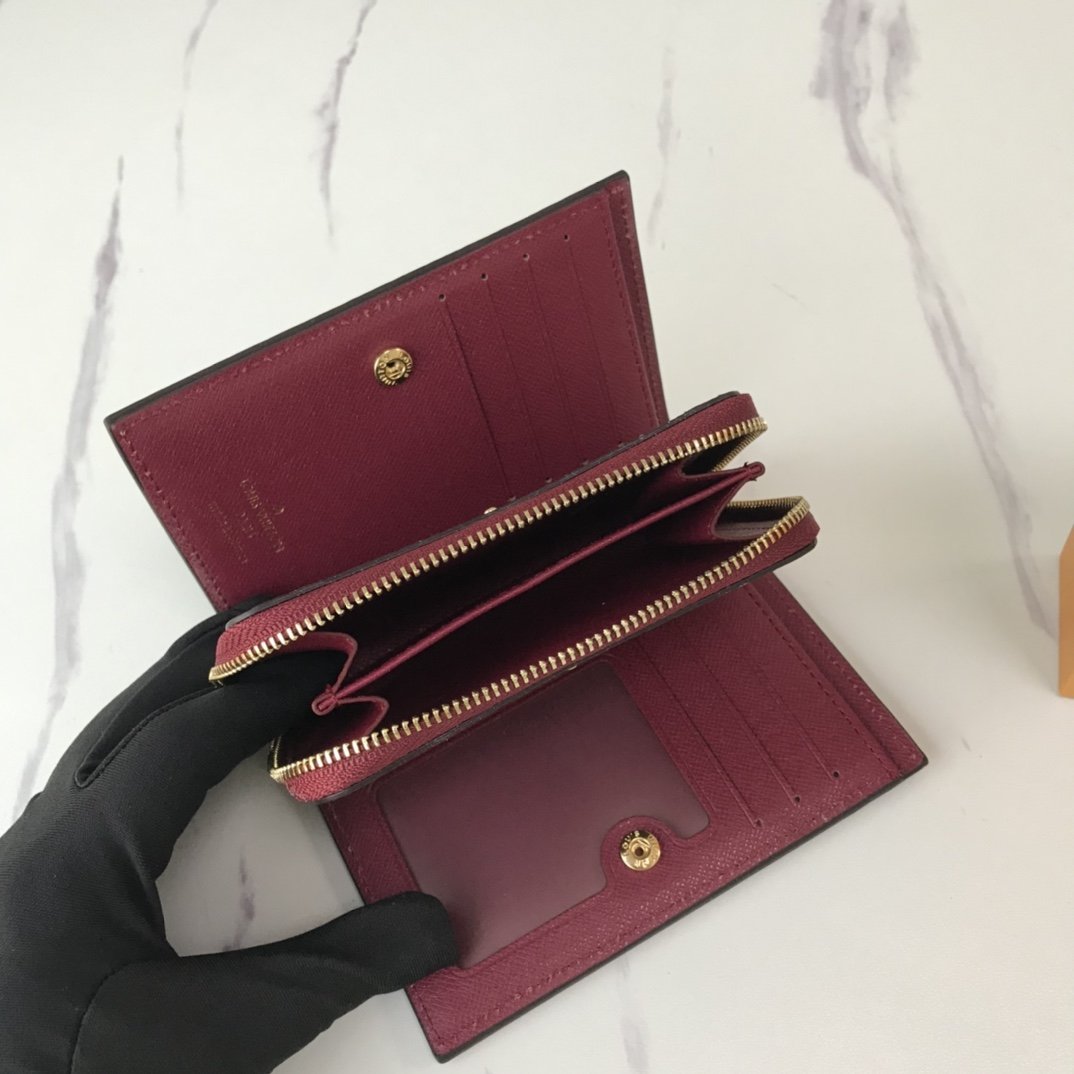 EN - New Arrival Wallet LUV 040
