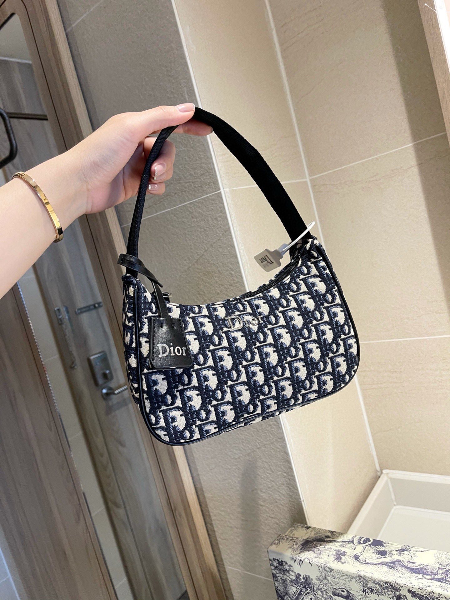 EN - New Arrival Bags DIR 317