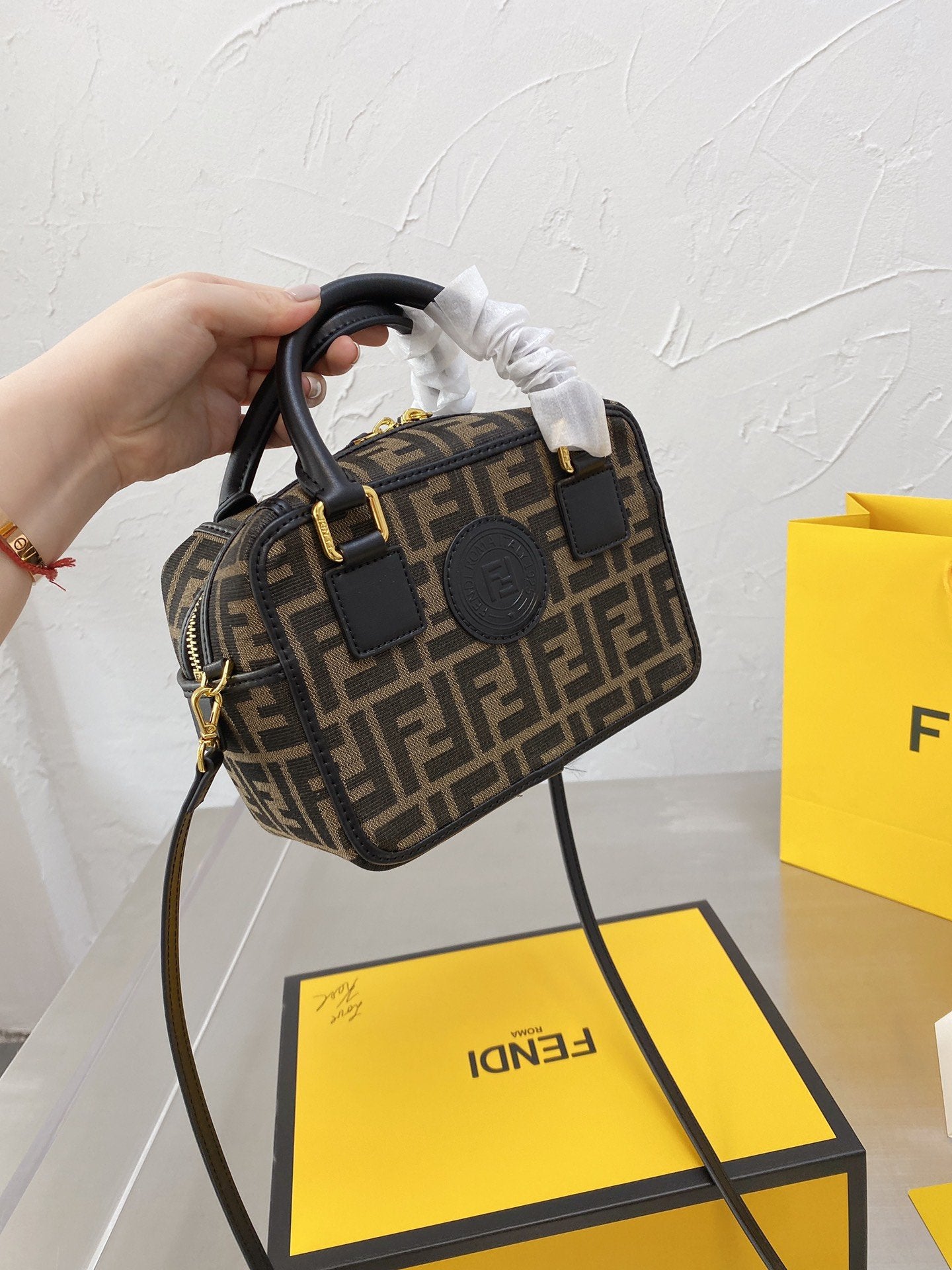 EN - NEW Arrival Bags FEI 110