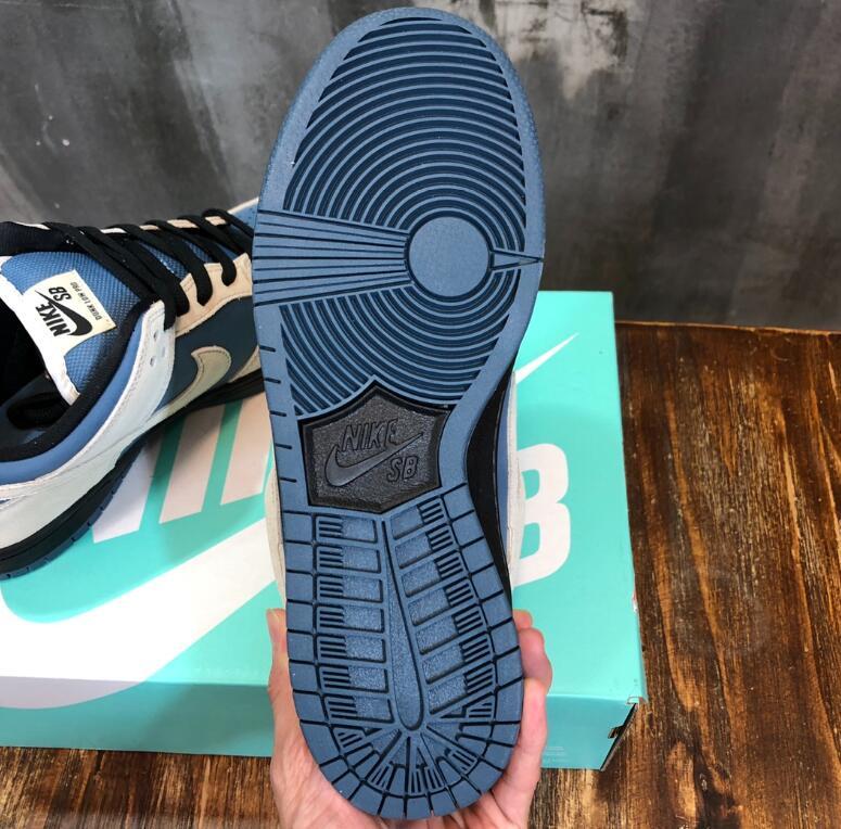 SAMC - NKE Shoes - 1740