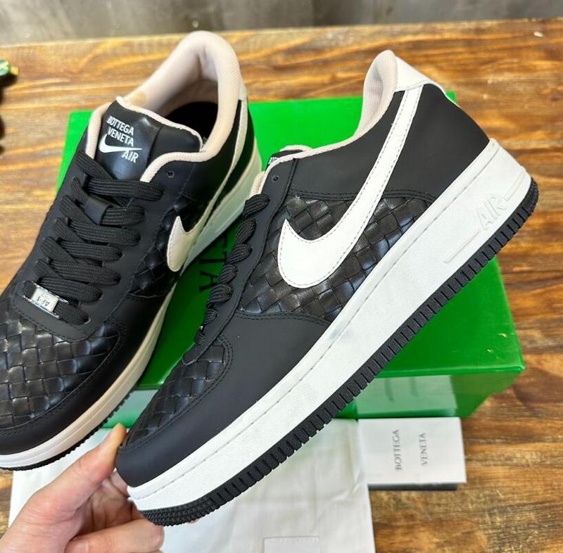 SAMC - NKE Shoes - 105