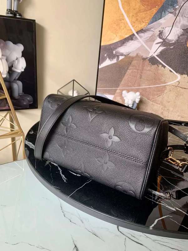LOV2 Bags - Luxurious Bags  1103