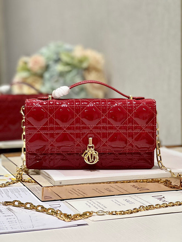 ELE - Dir Bags - 1404