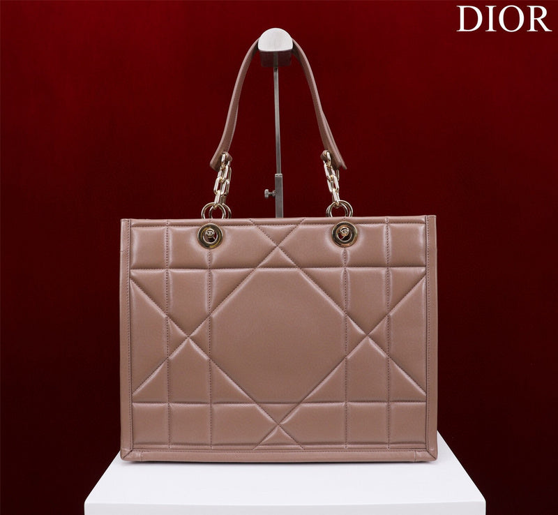 ELE - Dir Bags - 1726