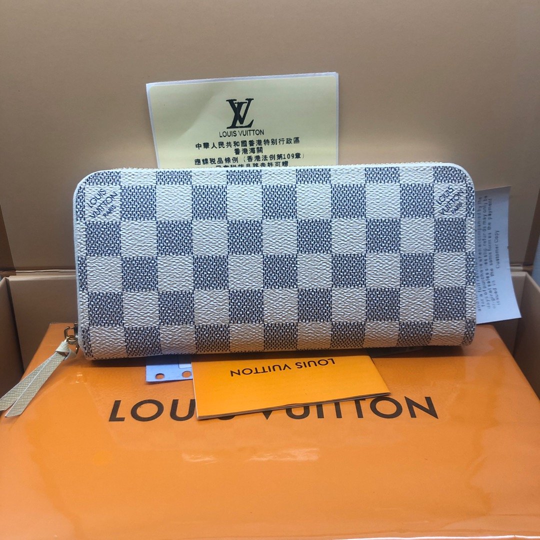 EN - New Arrival Wallet LUV 018