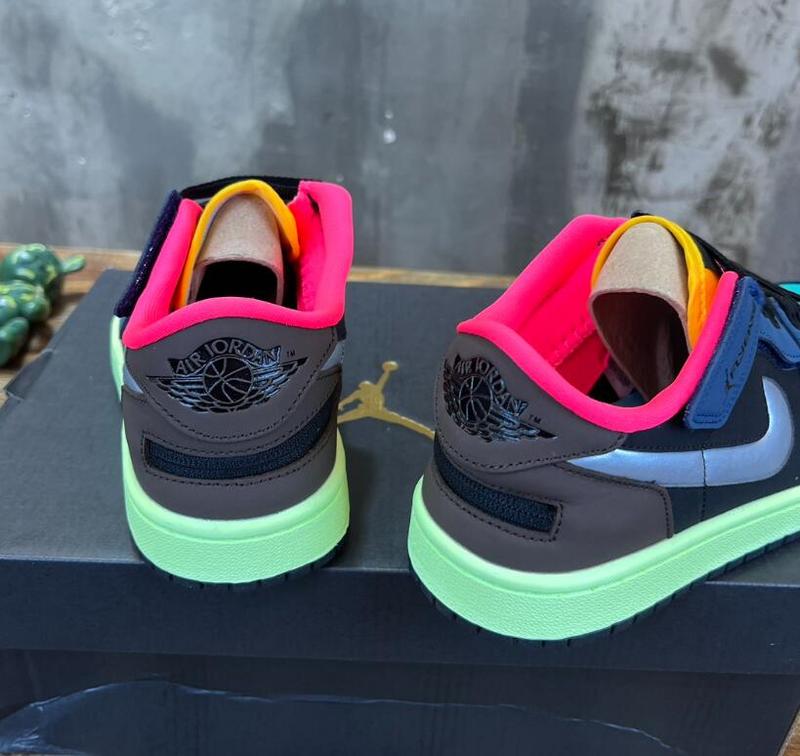 SAMC - NKE Shoes - 369