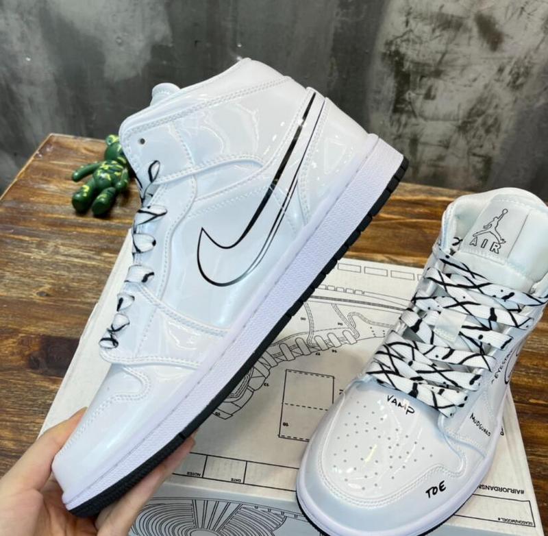 SAMC - NKE Shoes - 907