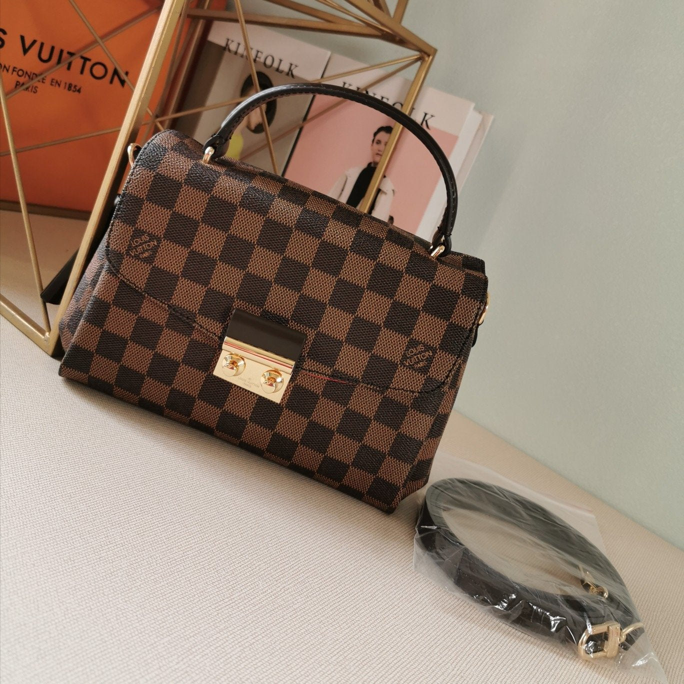 EN - New Arrival Bags LUV 254