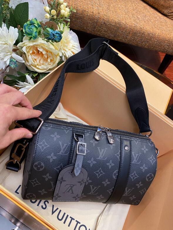 SAMC - LOV Bags - 1606