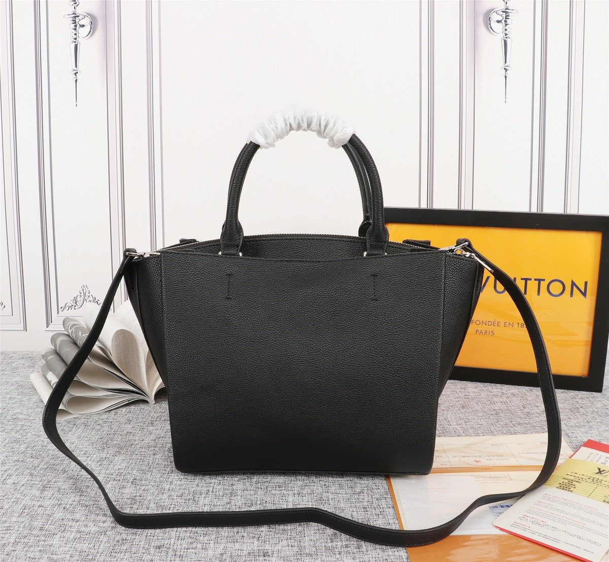 EN - New Arrival Bags LUV 194