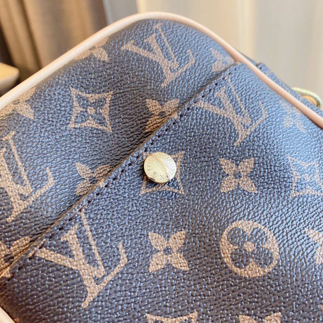 EN - New Arrival Bags LUV 083
