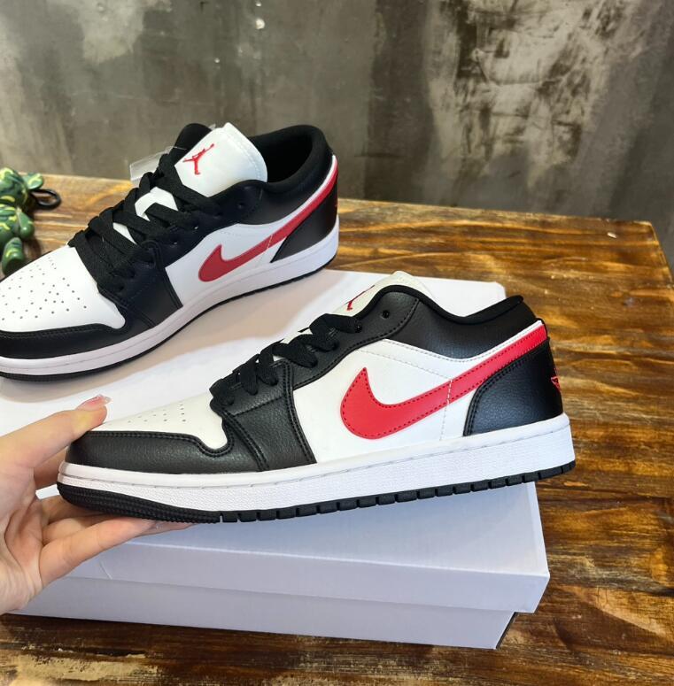 SAMC - NKE Shoes - 296
